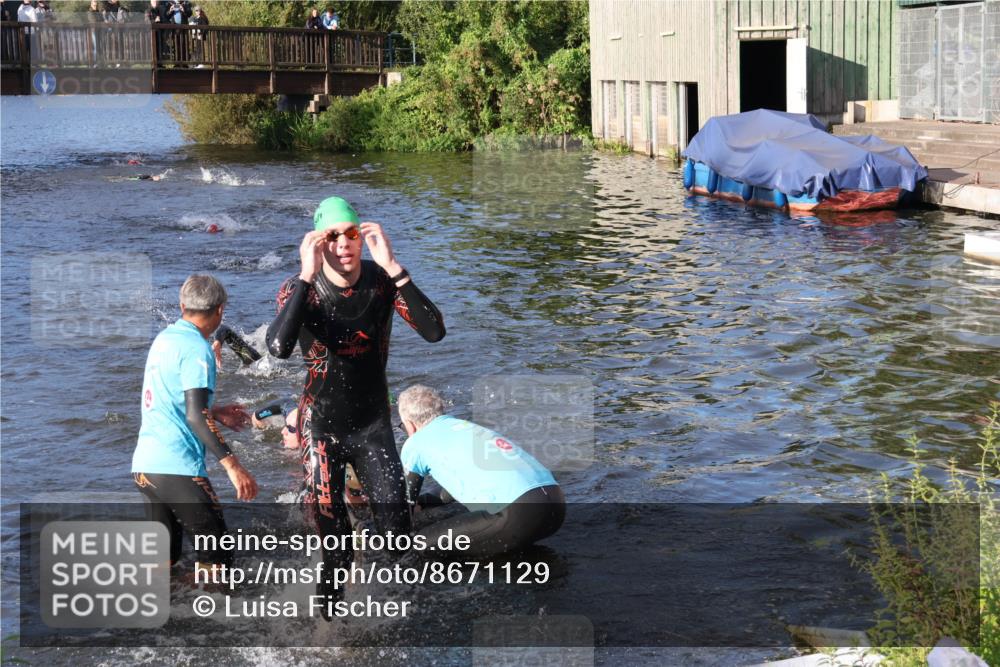 31.08.2025 - Elbe Triathlon Hamburg Luisa Fischer http://msf.ph/oto/8671129 31.08.2025 08:29:55 Schwimmen 171, 200, 209, 229, 232, 238 meine-sportfotos.de