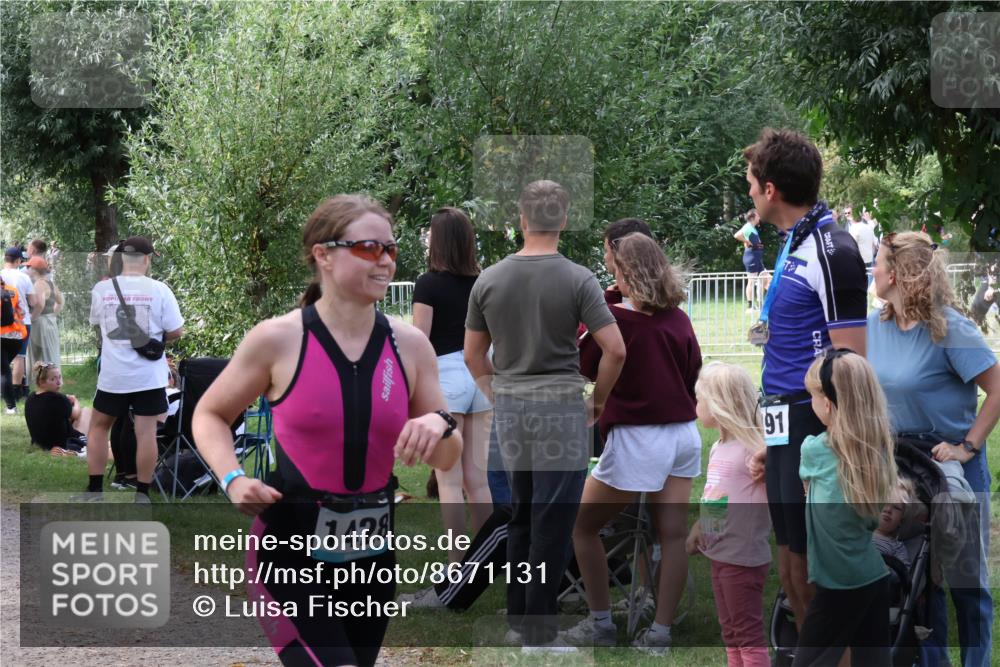 31.08.2025 - Elbe Triathlon Hamburg Luisa Fischer http://msf.ph/oto/8671131 31.08.2025 11:55:14 Laufen 1428, 91 meine-sportfotos.de