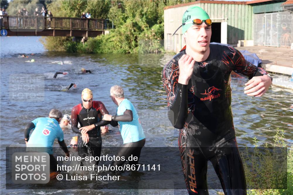31.08.2025 - Elbe Triathlon Hamburg Luisa Fischer http://msf.ph/oto/8671141 31.08.2025 08:29:56 Schwimmen 171, 200, 209, 229, 232, 238 meine-sportfotos.de