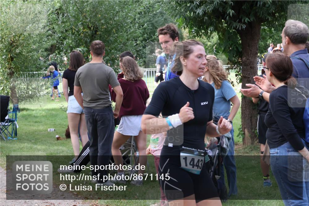 31.08.2025 - Elbe Triathlon Hamburg Luisa Fischer http://msf.ph/oto/8671145 31.08.2025 11:55:16 Laufen 2, 1443 meine-sportfotos.de