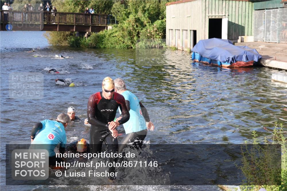 31.08.2025 - Elbe Triathlon Hamburg Luisa Fischer http://msf.ph/oto/8671146 31.08.2025 08:29:57 Schwimmen 171, 200, 209, 232, 238 meine-sportfotos.de