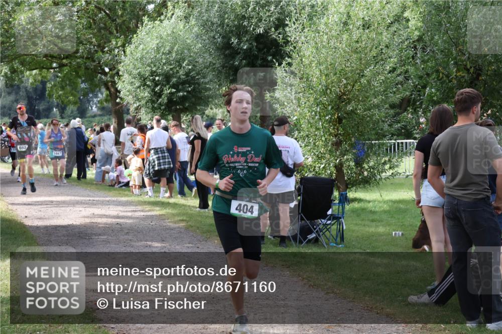31.08.2025 - Elbe Triathlon Hamburg Luisa Fischer http://msf.ph/oto/8671160 31.08.2025 11:55:19 Laufen 662, 1447, 404 meine-sportfotos.de