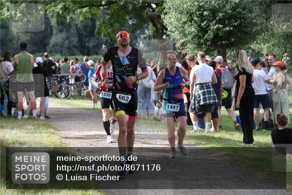 31.08.2025 - Elbe Triathlon Hamburg Luisa Fischer http://msf.ph/oto/8671176 31.08.2025 11:55:23 Laufen 001, 1335, 662, 1447 meine-sportfotos.de