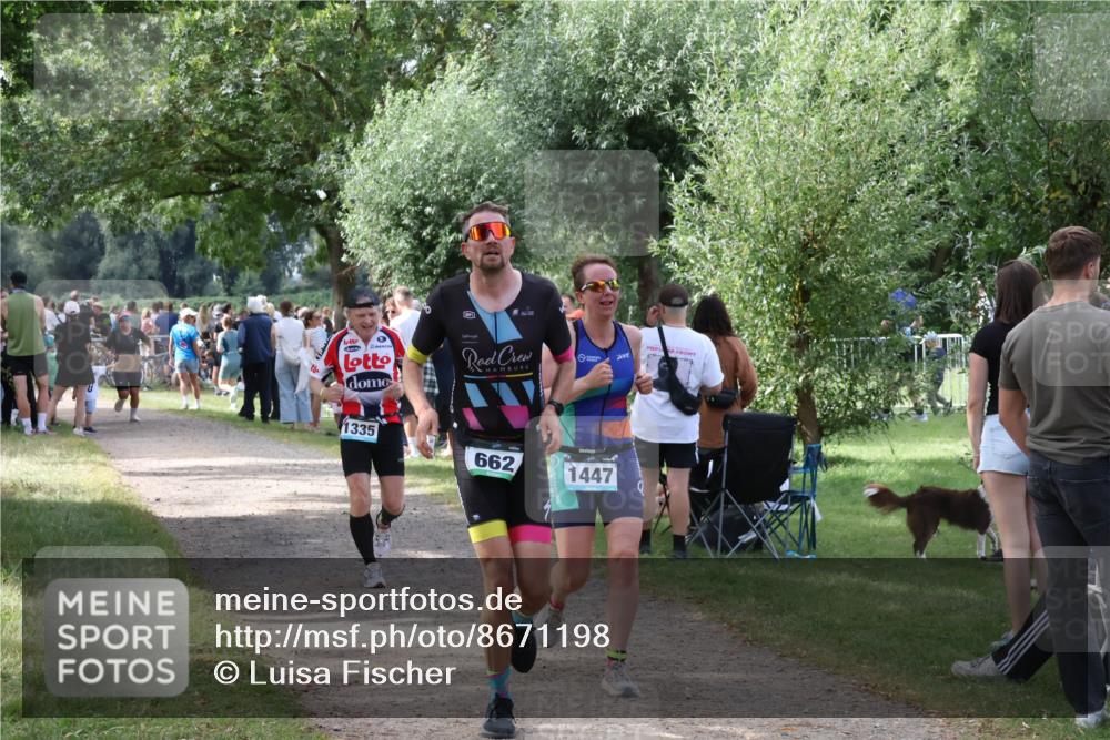 31.08.2025 - Elbe Triathlon Hamburg Luisa Fischer http://msf.ph/oto/8671198 31.08.2025 11:55:25 Laufen 1335, 662, 1447, 200 meine-sportfotos.de