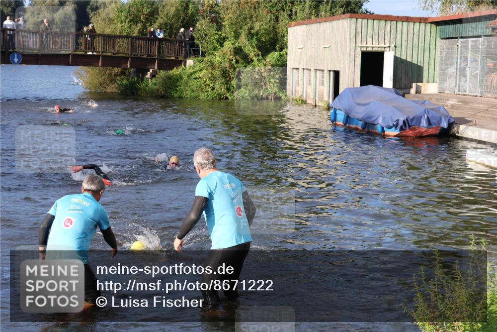 31.08.2025 - Elbe Triathlon Hamburg Luisa Fischer http://msf.ph/oto/8671222 31.08.2025 08:30:07 Schwimmen 172, 200, 232 meine-sportfotos.de