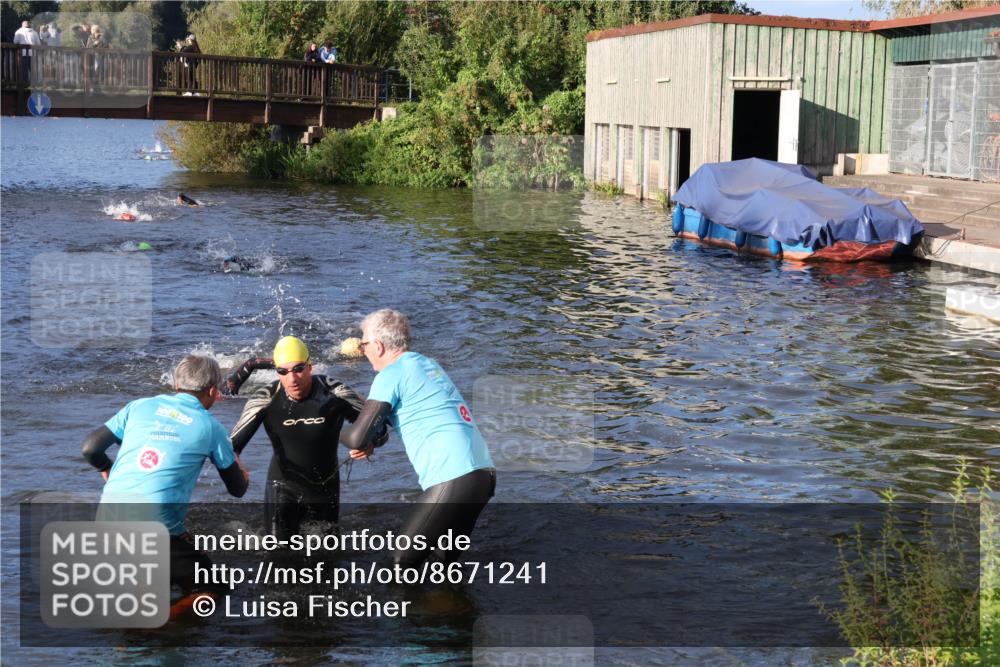 31.08.2025 - Elbe Triathlon Hamburg Luisa Fischer http://msf.ph/oto/8671241 31.08.2025 08:30:09 Schwimmen 172, 187, 200 meine-sportfotos.de