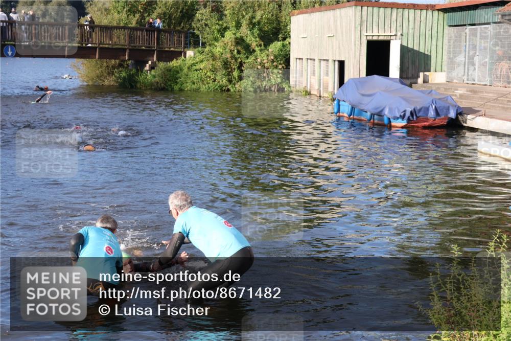 31.08.2025 - Elbe Triathlon Hamburg Luisa Fischer http://msf.ph/oto/8671482 31.08.2025 08:31:18 Schwimmen 219 meine-sportfotos.de