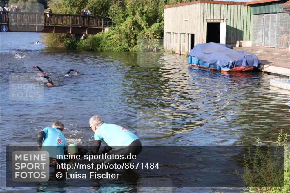 31.08.2025 - Elbe Triathlon Hamburg Luisa Fischer http://msf.ph/oto/8671484 31.08.2025 08:31:19 Schwimmen 219 meine-sportfotos.de