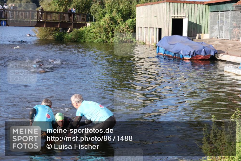 31.08.2025 - Elbe Triathlon Hamburg Luisa Fischer http://msf.ph/oto/8671488 31.08.2025 08:31:19 Schwimmen 219 meine-sportfotos.de