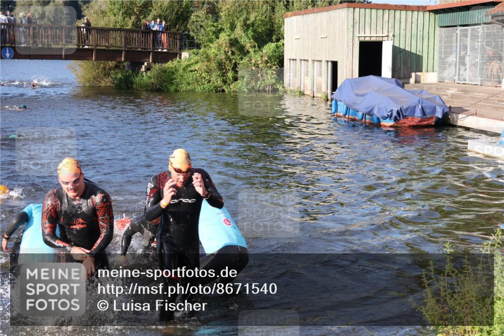 31.08.2025 - Elbe Triathlon Hamburg Luisa Fischer http://msf.ph/oto/8671540 31.08.2025 08:31:36 Schwimmen 169, 180, 189, 208, 211, 227 meine-sportfotos.de