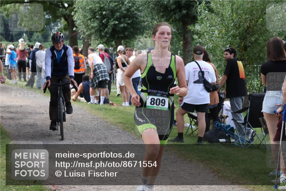 31.08.2025 - Elbe Triathlon Hamburg Luisa Fischer http://msf.ph/oto/8671554 31.08.2025 11:57:50 Laufen 809 meine-sportfotos.de