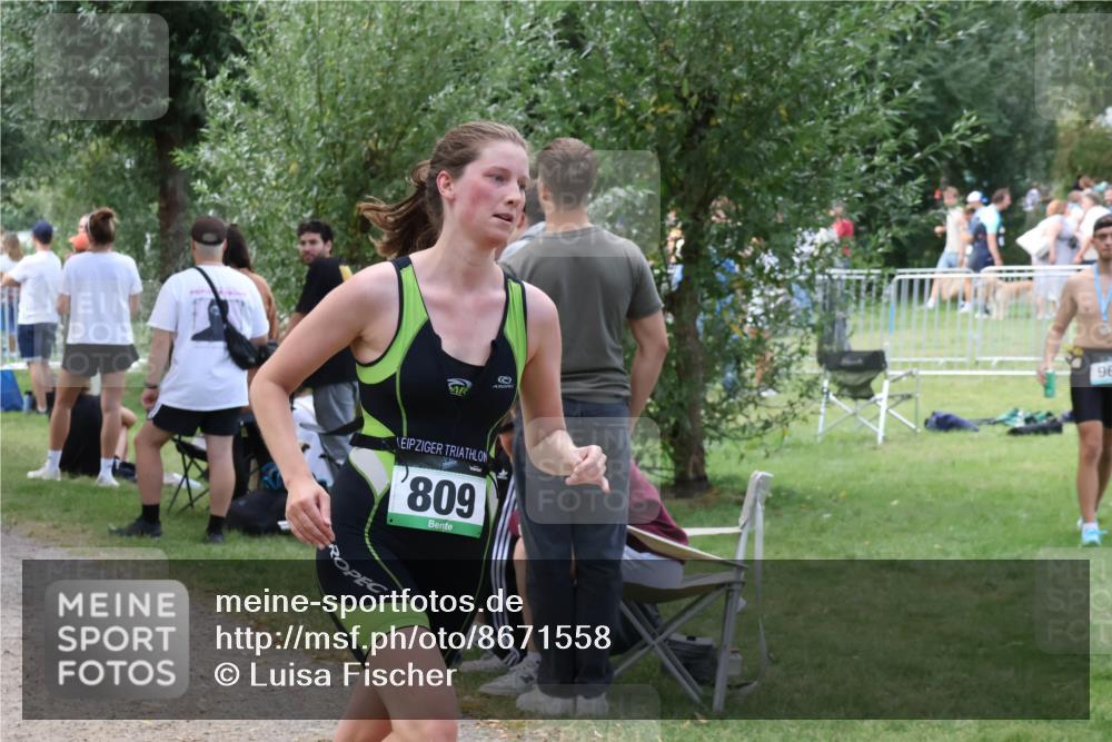 31.08.2025 - Elbe Triathlon Hamburg Luisa Fischer http://msf.ph/oto/8671558 31.08.2025 11:57:51 Laufen 96, 809 meine-sportfotos.de