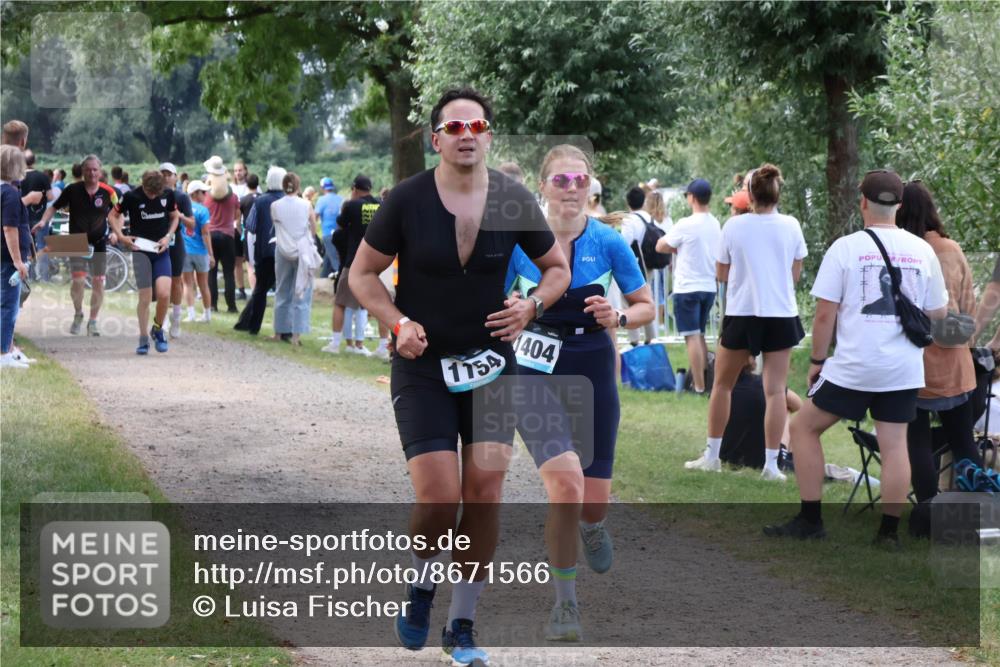 31.08.2025 - Elbe Triathlon Hamburg Luisa Fischer http://msf.ph/oto/8671566 31.08.2025 11:58:06 Laufen 1754, 1404 meine-sportfotos.de