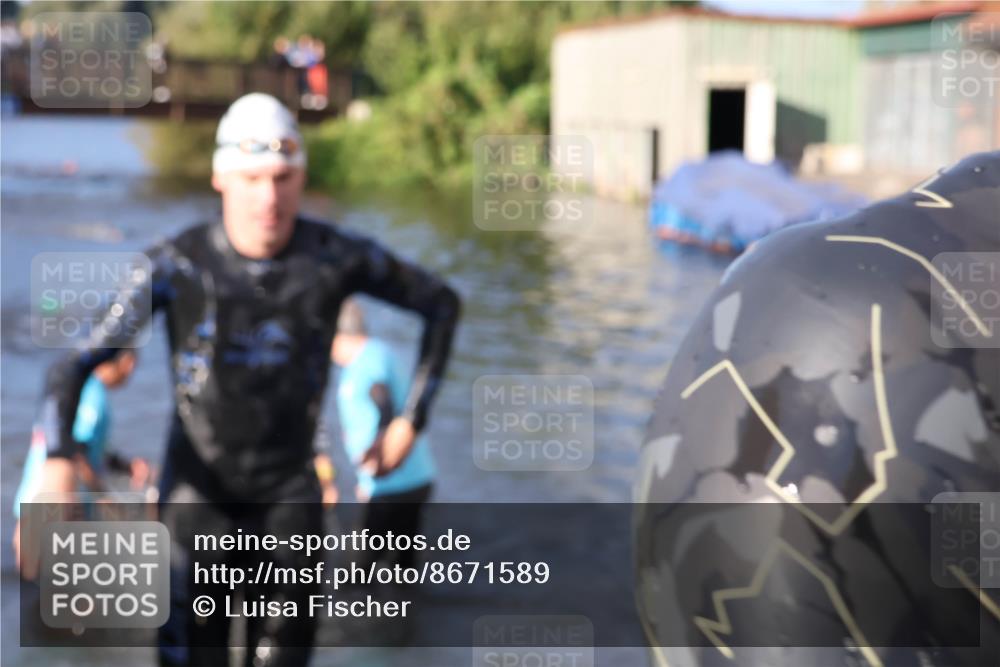 31.08.2025 - Elbe Triathlon Hamburg Luisa Fischer http://msf.ph/oto/8671589 31.08.2025 08:31:41 Schwimmen 169, 180, 189, 207, 208, 211, 227 meine-sportfotos.de