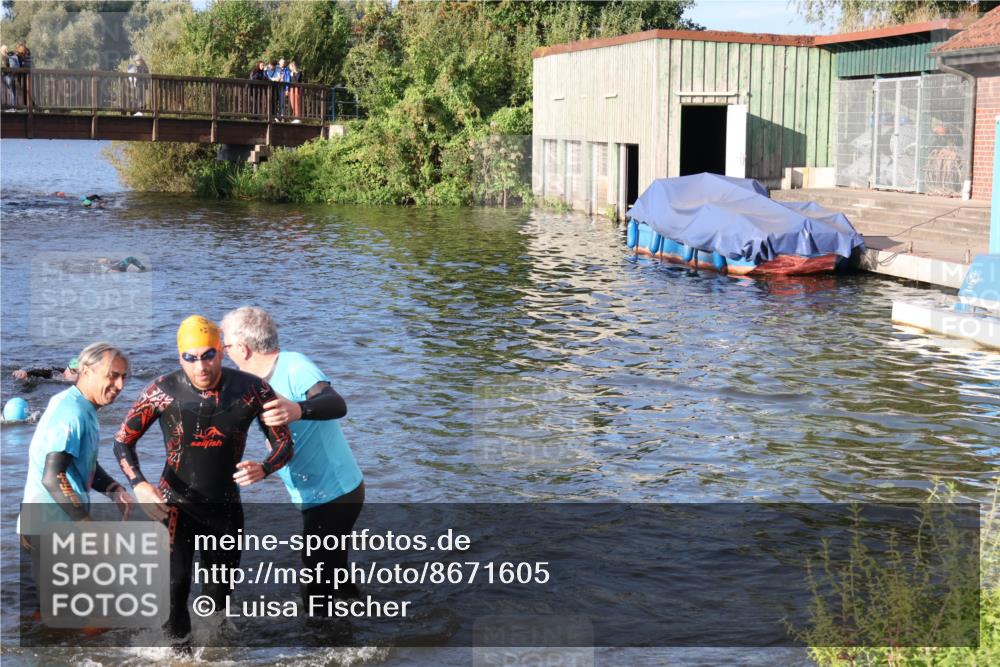 31.08.2025 - Elbe Triathlon Hamburg Luisa Fischer http://msf.ph/oto/8671605 31.08.2025 08:31:45 Schwimmen 182, 189, 207, 227 meine-sportfotos.de