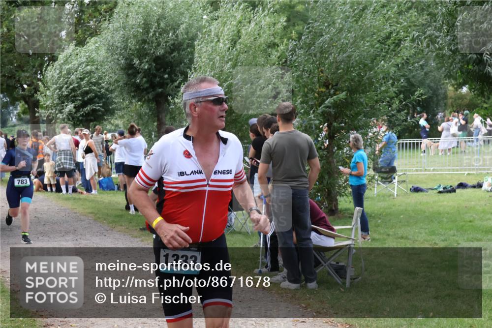 31.08.2025 - Elbe Triathlon Hamburg Luisa Fischer http://msf.ph/oto/8671678 31.08.2025 11:58:27 Laufen 783, 1333 meine-sportfotos.de