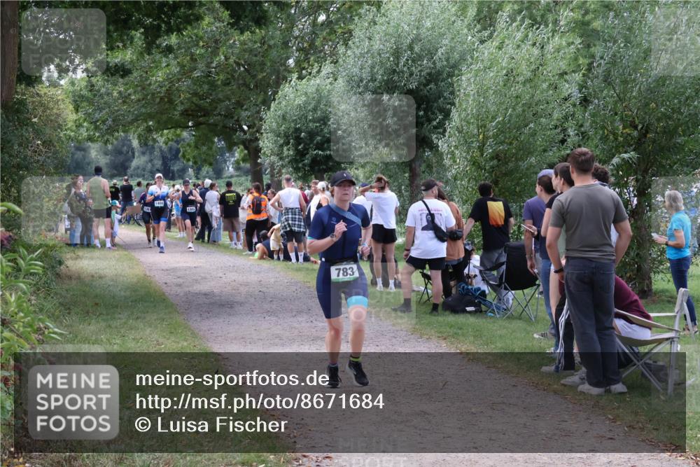 31.08.2025 - Elbe Triathlon Hamburg Luisa Fischer http://msf.ph/oto/8671684 31.08.2025 11:58:29 Laufen 136, 783 meine-sportfotos.de