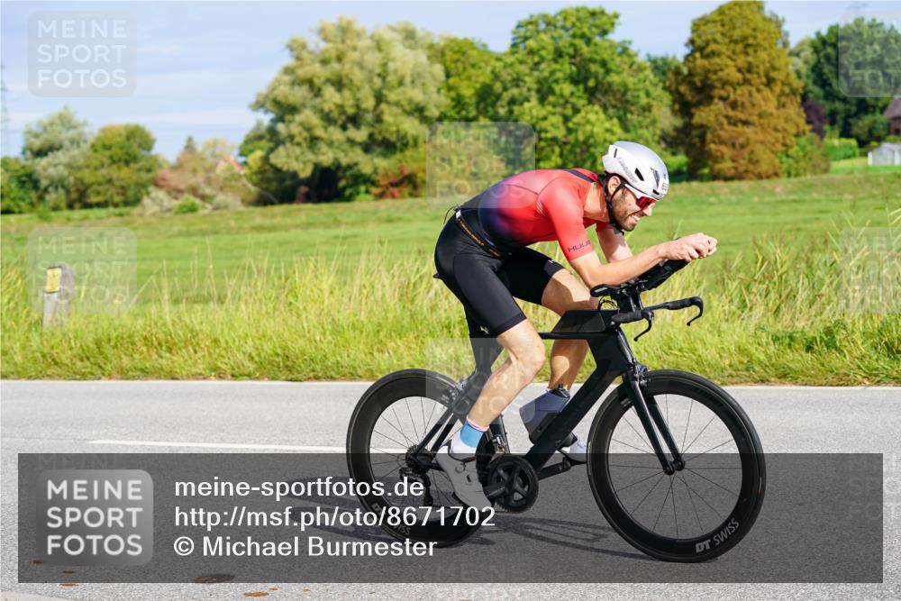31.08.2025 - Elbe Triathlon Hamburg Michael Burmester http://msf.ph/oto/8671702 31.08.2025 10:03:26 Radfahren 419, 510, 609, 657, 658, 749, 915 meine-sportfotos.de