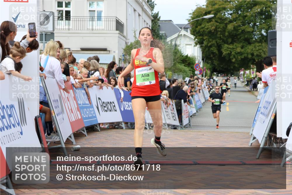31.08.2025 - 21. Blankeneser Heldenlauf Strokosch-Dieckow http://msf.ph/oto/8671718 31.08.2025 10:53:12 Ziel 3636 meine-sportfotos.de