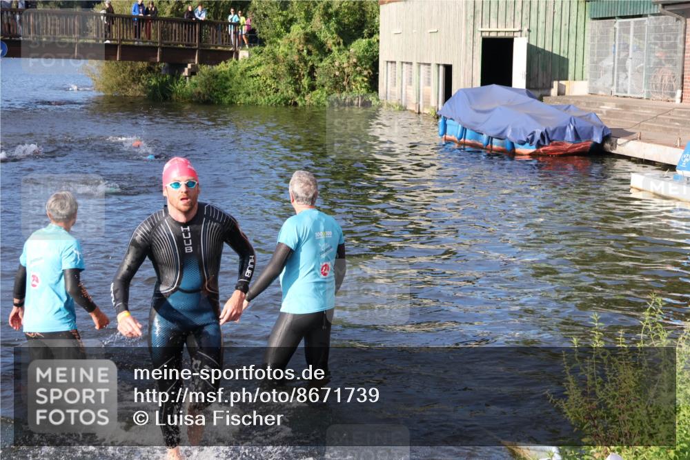 31.08.2025 - Elbe Triathlon Hamburg Luisa Fischer http://msf.ph/oto/8671739 31.08.2025 08:32:18 Schwimmen 185 meine-sportfotos.de