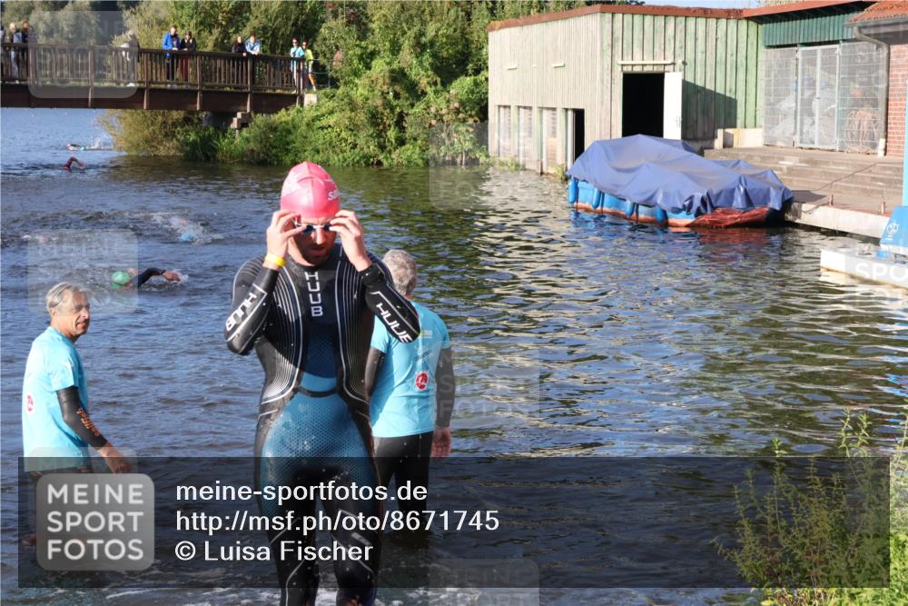 31.08.2025 - Elbe Triathlon Hamburg Luisa Fischer http://msf.ph/oto/8671745 31.08.2025 08:32:18 Schwimmen 185 meine-sportfotos.de