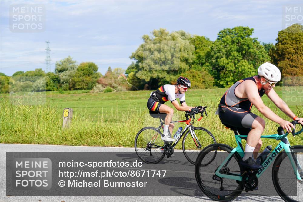 31.08.2025 - Elbe Triathlon Hamburg Michael Burmester http://msf.ph/oto/8671747 31.08.2025 10:03:33 Radfahren 419, 466, 609, 657, 749 meine-sportfotos.de