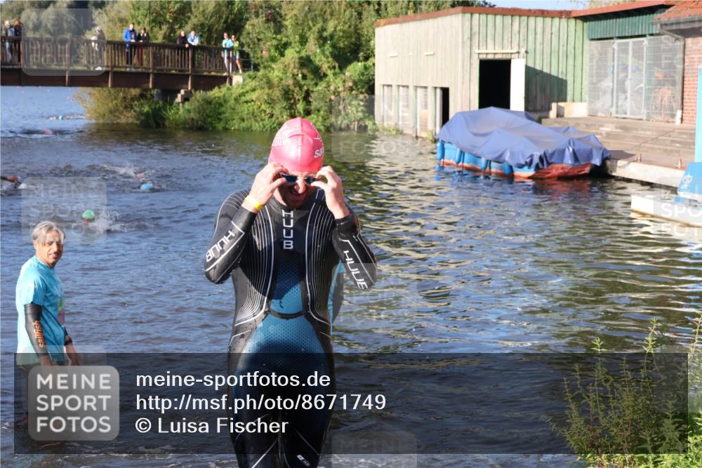 31.08.2025 - Elbe Triathlon Hamburg Luisa Fischer http://msf.ph/oto/8671749 31.08.2025 08:32:19 Schwimmen 185 meine-sportfotos.de