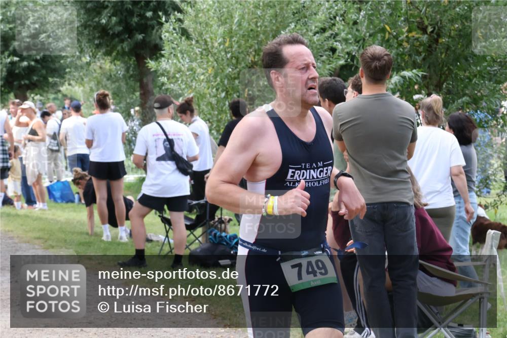 31.08.2025 - Elbe Triathlon Hamburg Luisa Fischer http://msf.ph/oto/8671772 31.08.2025 11:58:49 Laufen 749 meine-sportfotos.de