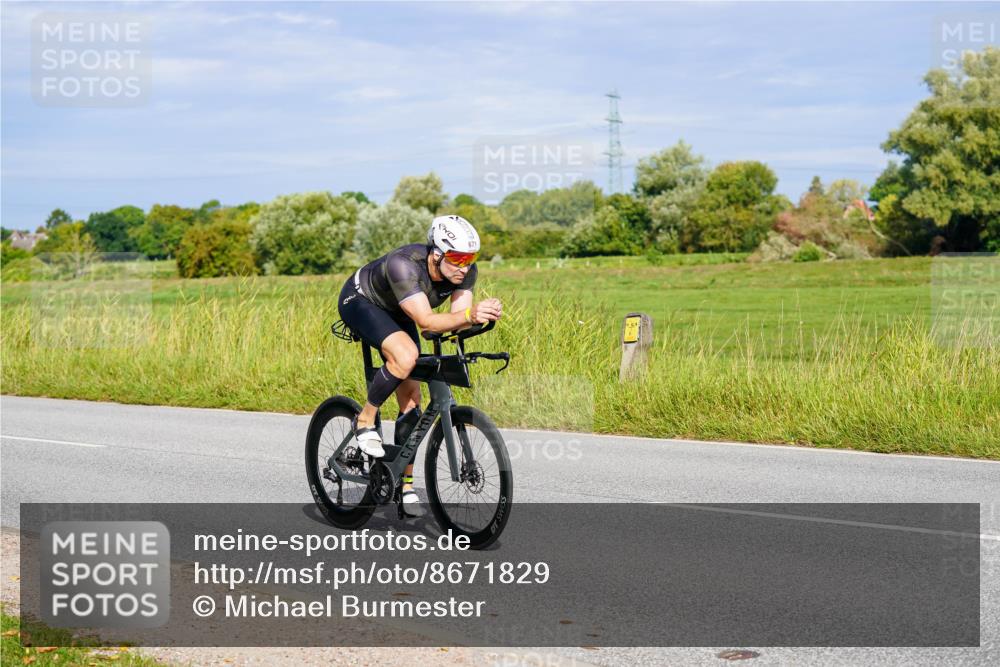 31.08.2025 - Elbe Triathlon Hamburg Michael Burmester http://msf.ph/oto/8671829 31.08.2025 10:03:47 Radfahren 533, 547, 671, 695, 713, 728, 778, 807 meine-sportfotos.de