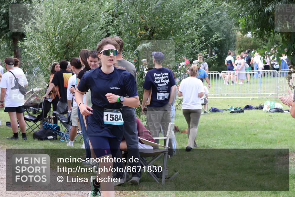 31.08.2025 - Elbe Triathlon Hamburg Luisa Fischer http://msf.ph/oto/8671830 31.08.2025 11:59:38 Laufen 5, 1584 meine-sportfotos.de