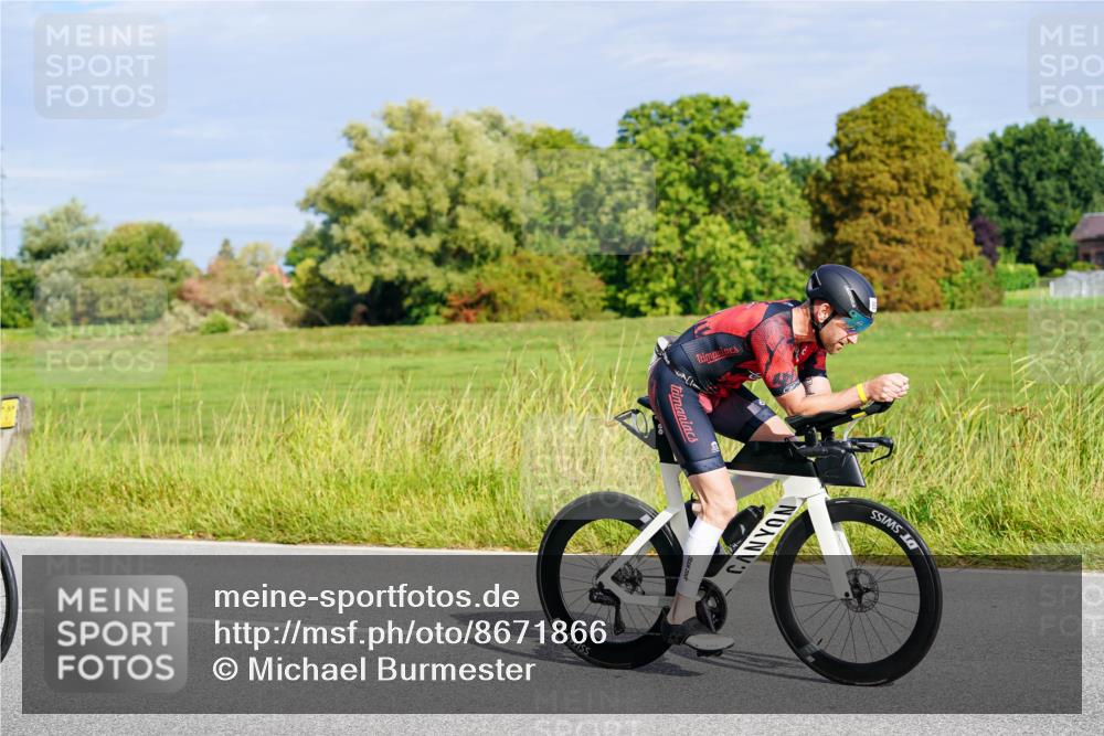31.08.2025 - Elbe Triathlon Hamburg Michael Burmester http://msf.ph/oto/8671866 31.08.2025 10:03:49 Radfahren 533, 671, 695, 728, 778, 807 meine-sportfotos.de