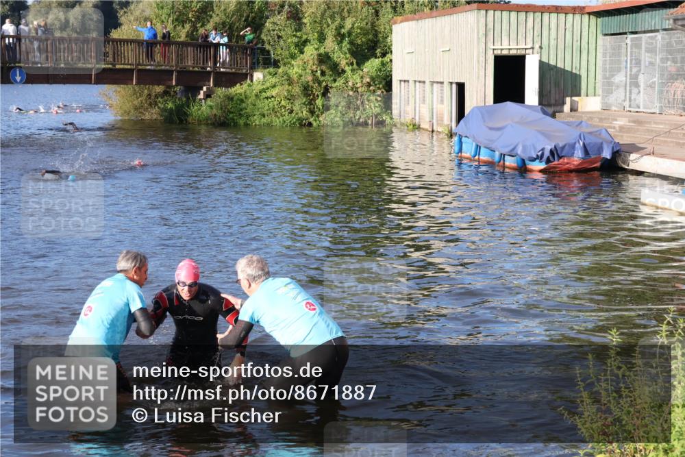 31.08.2025 - Elbe Triathlon Hamburg Luisa Fischer http://msf.ph/oto/8671887 31.08.2025 08:33:07 Schwimmen 192 meine-sportfotos.de