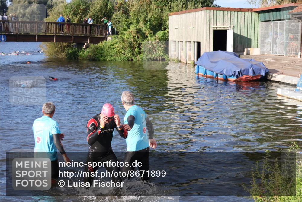 31.08.2025 - Elbe Triathlon Hamburg Luisa Fischer http://msf.ph/oto/8671899 31.08.2025 08:33:09 Schwimmen 192 meine-sportfotos.de