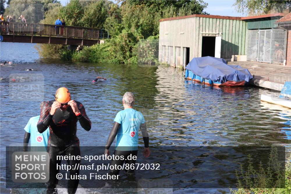 31.08.2025 - Elbe Triathlon Hamburg Luisa Fischer http://msf.ph/oto/8672032 31.08.2025 08:34:00 Schwimmen 168 meine-sportfotos.de
