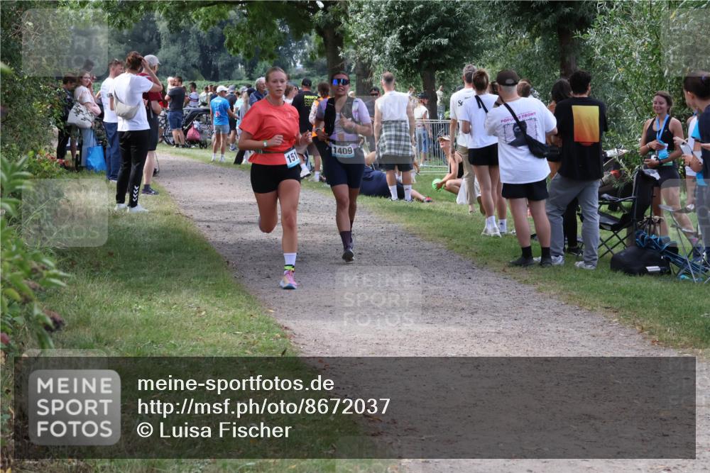 31.08.2025 - Elbe Triathlon Hamburg Luisa Fischer http://msf.ph/oto/8672037 31.08.2025 12:00:56 Laufen 151, 1409 meine-sportfotos.de