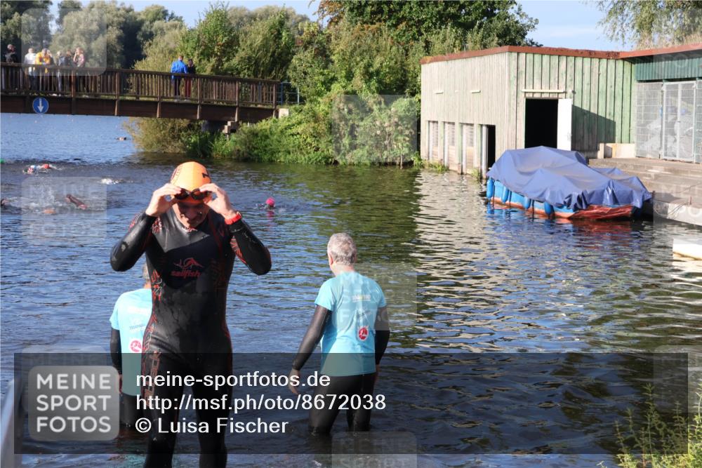 31.08.2025 - Elbe Triathlon Hamburg Luisa Fischer http://msf.ph/oto/8672038 31.08.2025 08:34:00 Schwimmen 168 meine-sportfotos.de