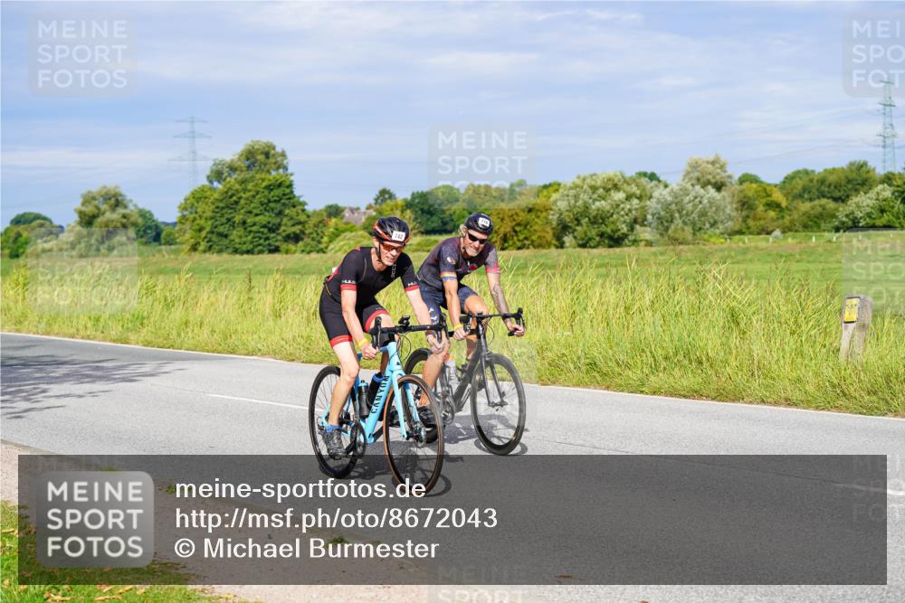 31.08.2025 - Elbe Triathlon Hamburg Michael Burmester http://msf.ph/oto/8672043 31.08.2025 10:04:17 Radfahren 537, 710, 742, 794, 921 meine-sportfotos.de