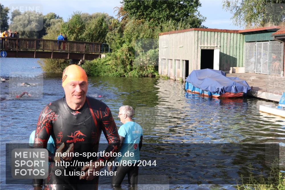 31.08.2025 - Elbe Triathlon Hamburg Luisa Fischer http://msf.ph/oto/8672044 31.08.2025 08:34:01 Schwimmen 168 meine-sportfotos.de
