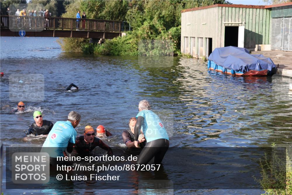31.08.2025 - Elbe Triathlon Hamburg Luisa Fischer http://msf.ph/oto/8672057 31.08.2025 08:34:22 Schwimmen 177, 193, 199, 239 meine-sportfotos.de
