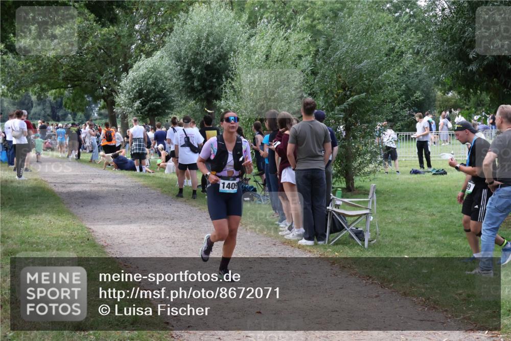 31.08.2025 - Elbe Triathlon Hamburg Luisa Fischer http://msf.ph/oto/8672071 31.08.2025 12:00:59 Laufen 1409, 99 meine-sportfotos.de