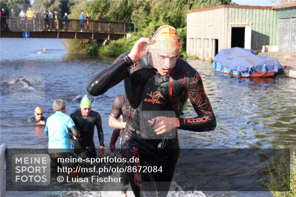 31.08.2025 - Elbe Triathlon Hamburg Luisa Fischer http://msf.ph/oto/8672084 31.08.2025 08:34:25 Schwimmen 175, 177, 193, 199, 239 meine-sportfotos.de