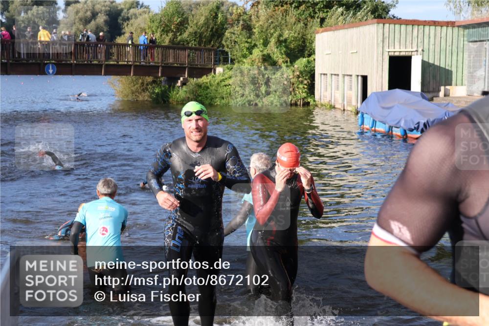 31.08.2025 - Elbe Triathlon Hamburg Luisa Fischer http://msf.ph/oto/8672102 31.08.2025 08:34:27 Schwimmen 175, 177, 193, 199, 239 meine-sportfotos.de