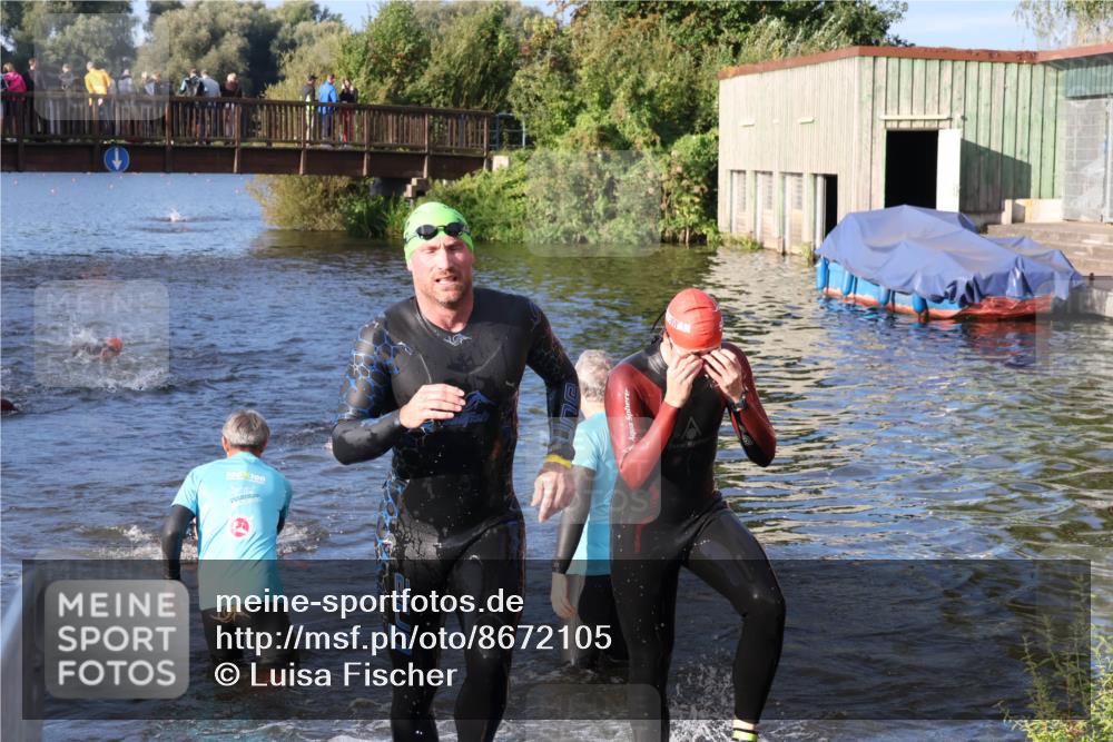 31.08.2025 - Elbe Triathlon Hamburg Luisa Fischer http://msf.ph/oto/8672105 31.08.2025 08:34:28 Schwimmen 175, 177, 193, 199, 239 meine-sportfotos.de