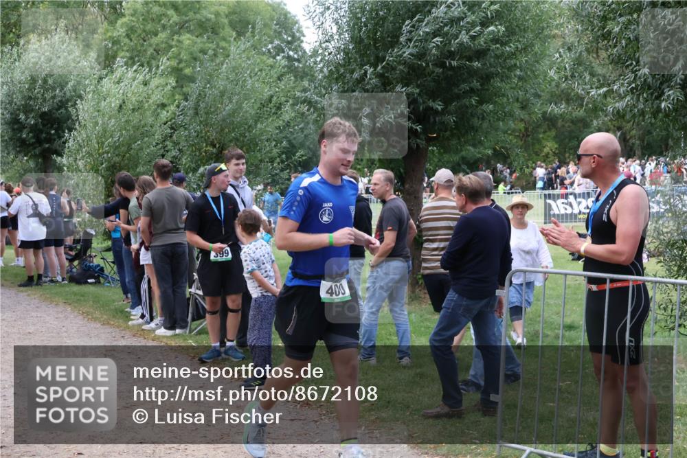 31.08.2025 - Elbe Triathlon Hamburg Luisa Fischer http://msf.ph/oto/8672108 31.08.2025 12:01:21 Laufen 399, 400 meine-sportfotos.de