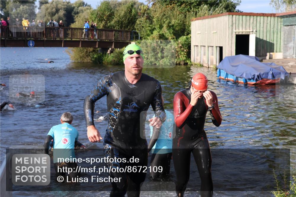 31.08.2025 - Elbe Triathlon Hamburg Luisa Fischer http://msf.ph/oto/8672109 31.08.2025 08:34:28 Schwimmen 175, 177, 193, 199, 239 meine-sportfotos.de