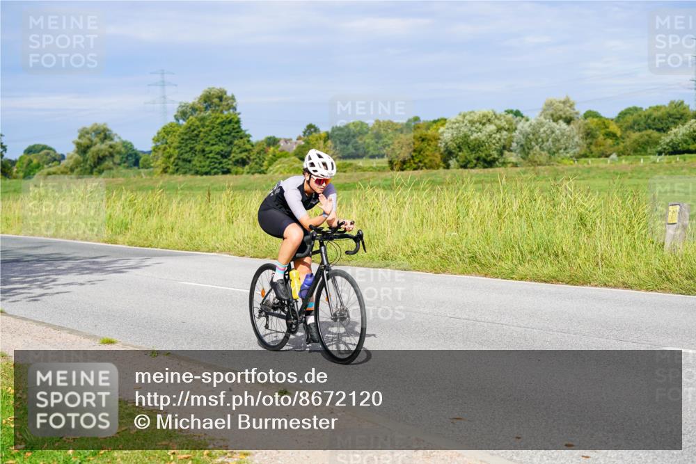 31.08.2025 - Elbe Triathlon Hamburg Michael Burmester http://msf.ph/oto/8672120 31.08.2025 10:04:25 Radfahren 537, 790, 902, 918 meine-sportfotos.de