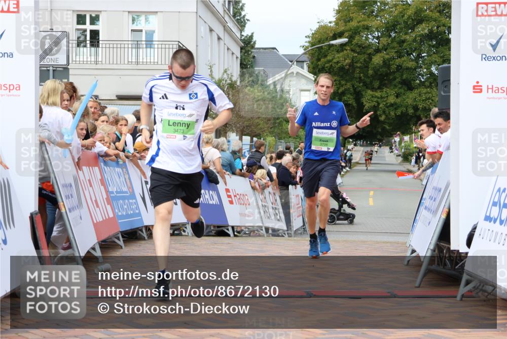 31.08.2025 - 21. Blankeneser Heldenlauf Strokosch-Dieckow http://msf.ph/oto/8672130 31.08.2025 10:52:48 Ziel 3706, 3473 meine-sportfotos.de