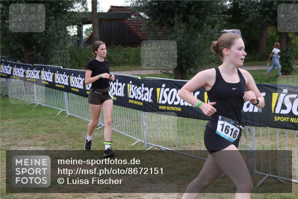 31.08.2025 - Elbe Triathlon Hamburg Luisa Fischer http://msf.ph/oto/8672151 31.08.2025 12:52:37 Laufen 1616 meine-sportfotos.de
