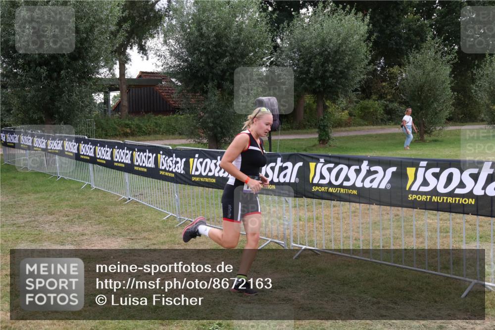 31.08.2025 - Elbe Triathlon Hamburg Luisa Fischer http://msf.ph/oto/8672163 31.08.2025 12:52:40 Laufen  meine-sportfotos.de