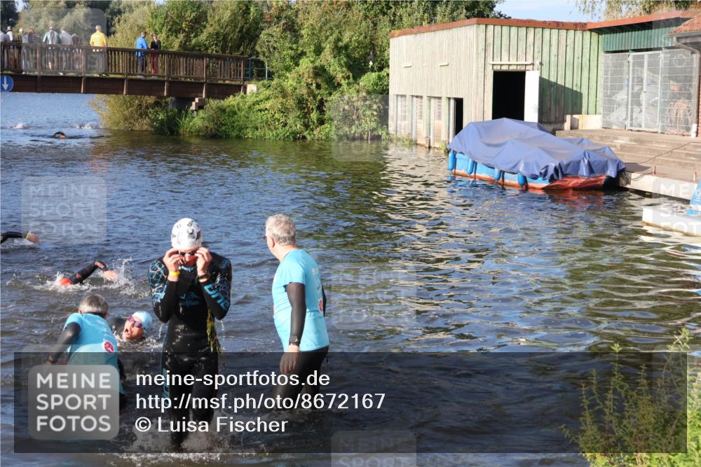 31.08.2025 - Elbe Triathlon Hamburg Luisa Fischer http://msf.ph/oto/8672167 31.08.2025 08:34:38 Schwimmen 179, 197, 212 meine-sportfotos.de